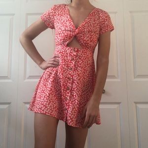 beautiful cutout red floral dress✨